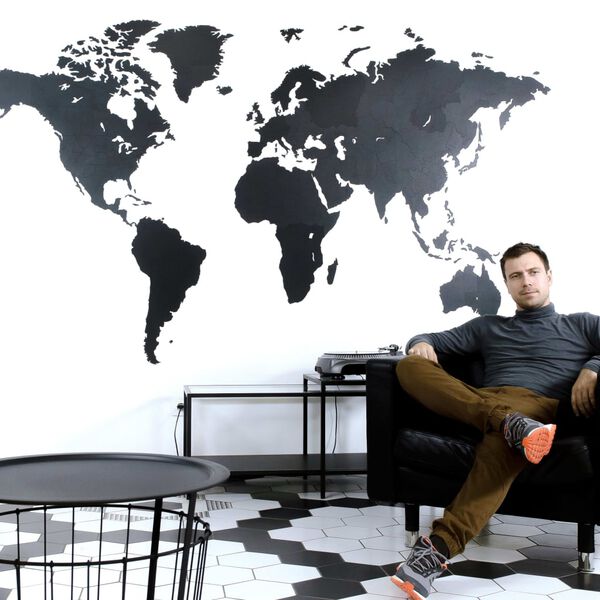 MiMi Innovations Карта на света стенна дърво Giant черна 280x170 см