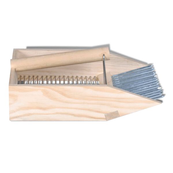 Уред за бране на горски плодове