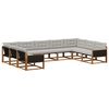 Natural_and_light_grey