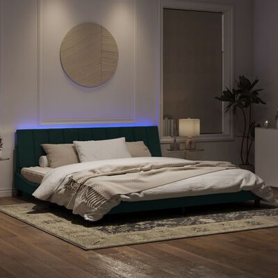 vidaXL Рамка за легло с LED осветление тъмнозелена 200x200 см кадифе