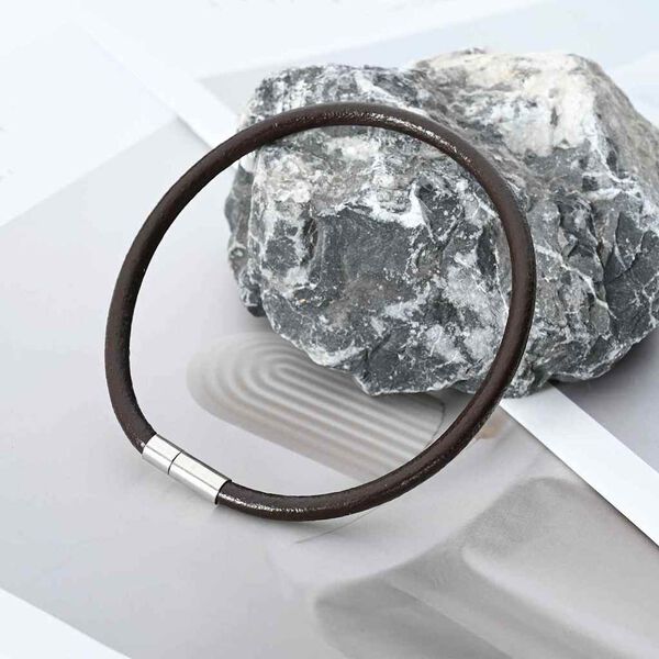 vidaXL Кожена връв Тъмен кафяв &Oslash;4 мм x 5 м Кожа