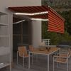 vidaXL Ръчно прибиращ се сенник с щора и LED, 4x3 м, оранжево-кафяв