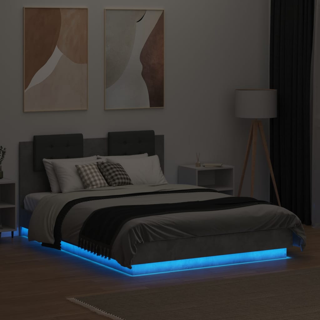 vidaXL Рамка за легло с табла и LED осветление бетонно сив 135x190 см
