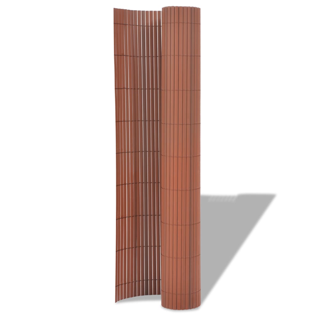 vidaXL Двустранна градинска ограда, PVC, 90x500 см, кафява