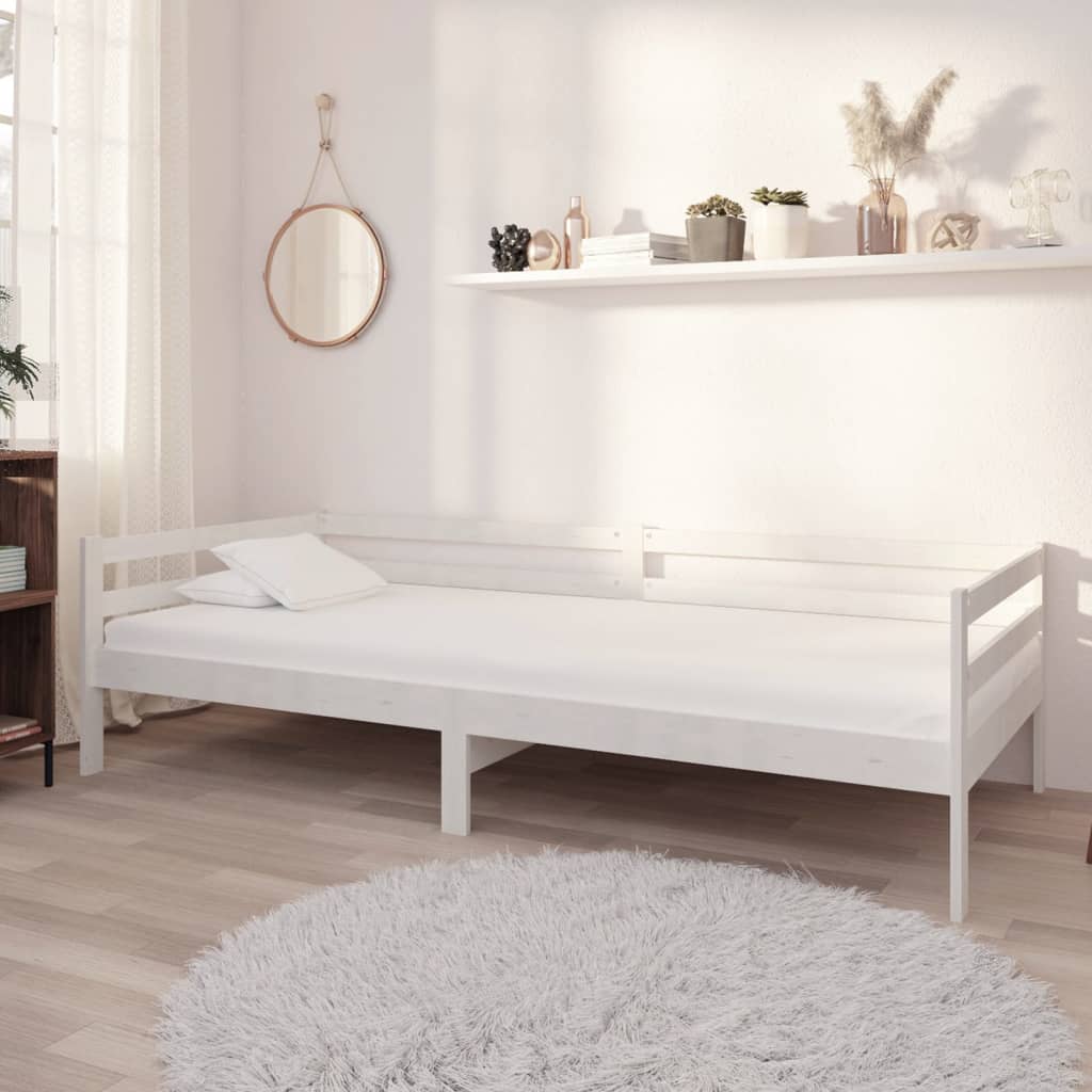 vidaXL Дневно легло с матрак, 90x200 см, бяло, борово дърво масив